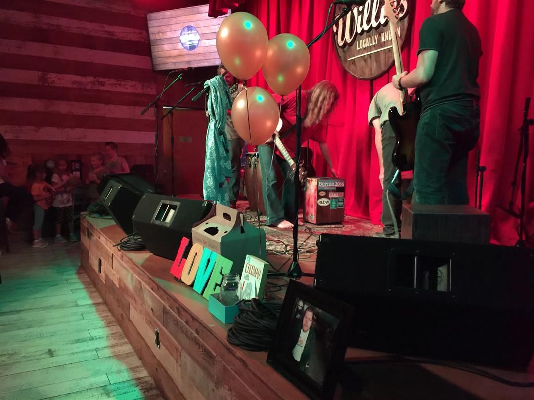 Kristopher Bentley of Sundy Best headlined the night dedicated to Coleman Saunders Kristopher Bentley of Sundy Best headlined the night dedicated to Coleman Saunders